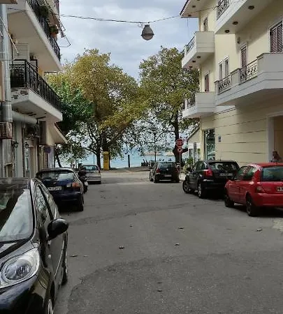 A Cozy And Warm Place At The Beach Of Gribovo Nafpaktos Exterior foto