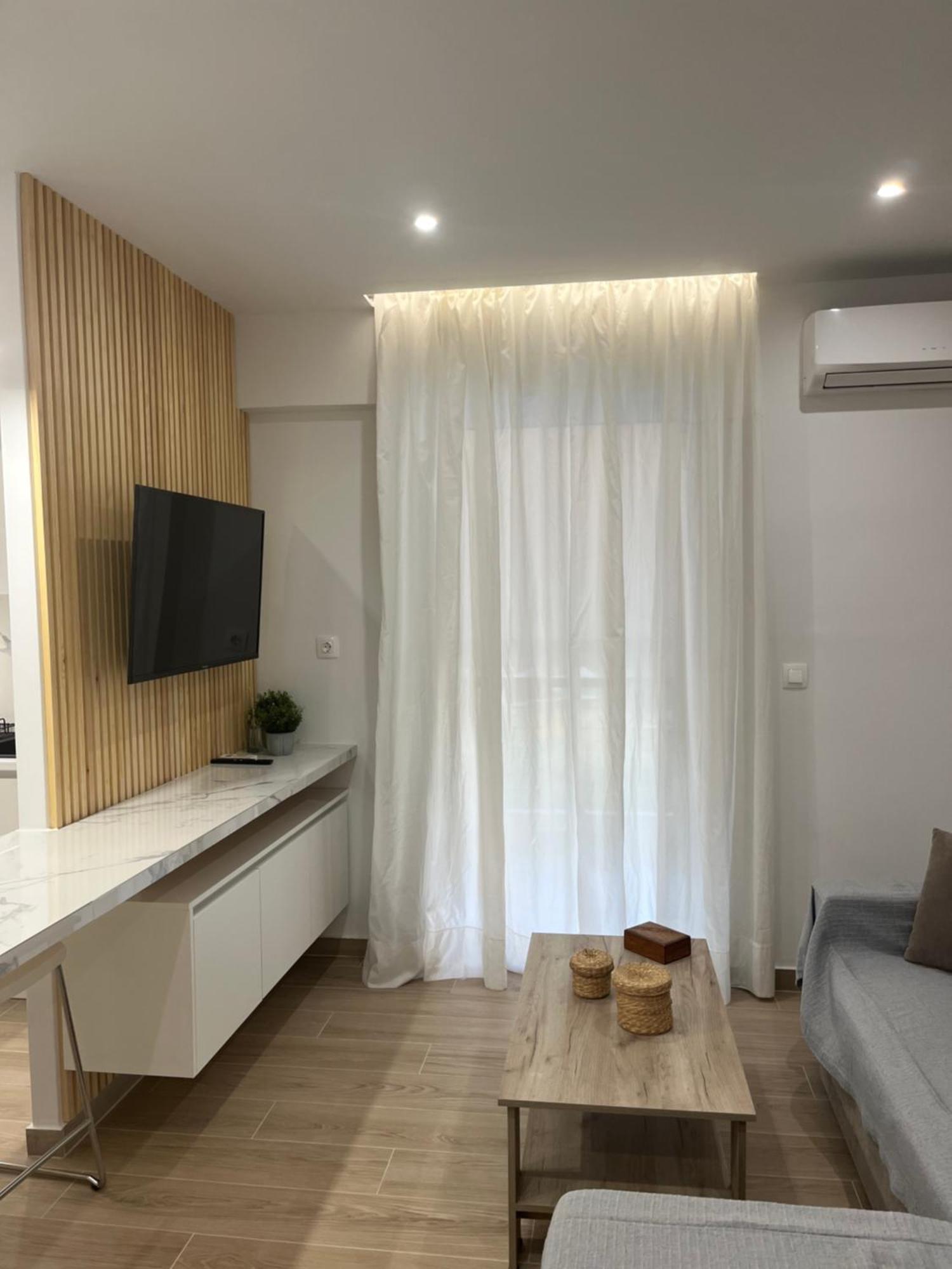 A Cozy And Warm Place At The Of Gribovo *